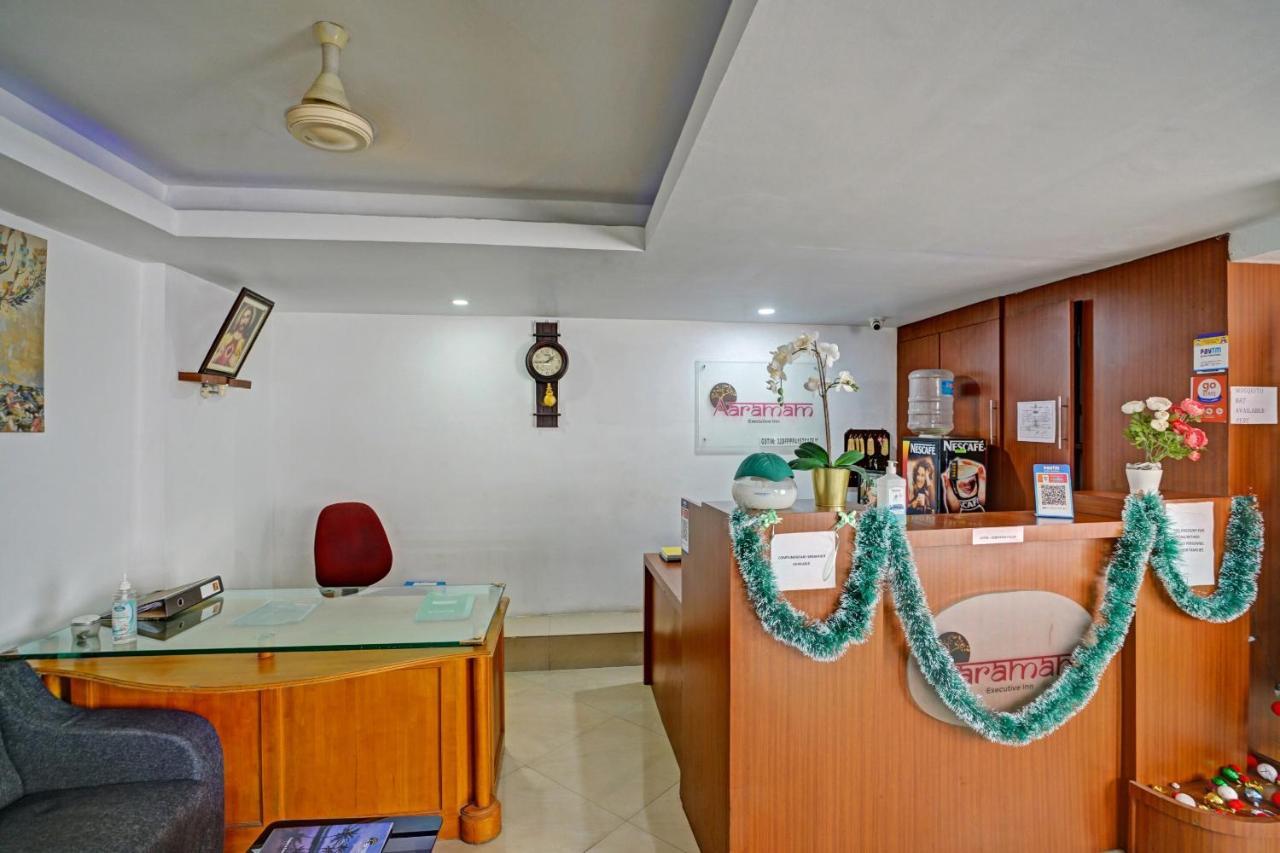 Collection O Aramam Executive Inn Kochi Eksteriør bilde